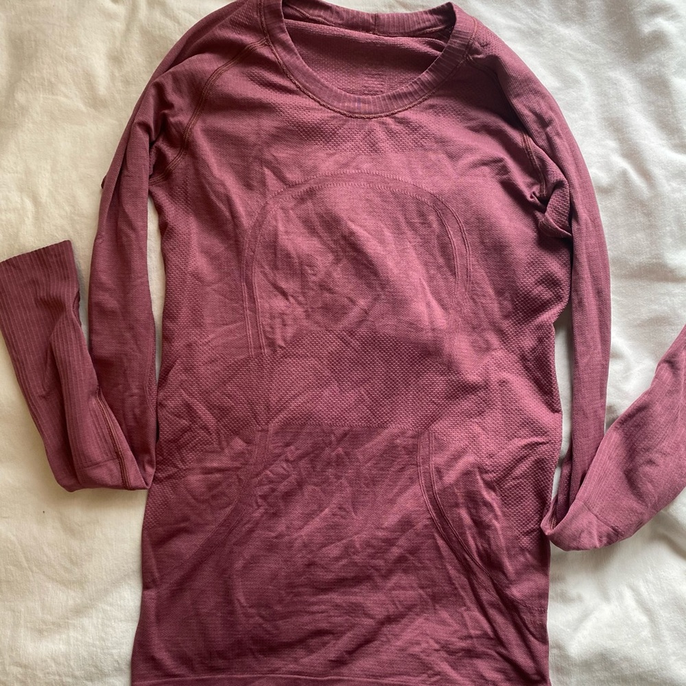 Lululemon long sleeve swiftly